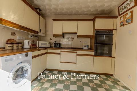 3 bedroom bungalow for sale, Evesham Close, Ipswich, Suffolk, IP2