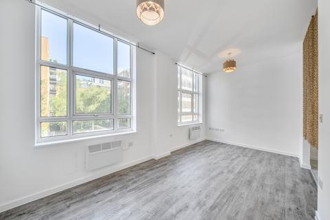 1 bedroom flat for sale, Bromyard House, Bromyard Avenue, London, W3