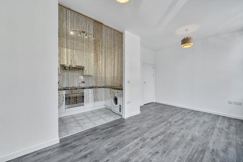 1 bedroom flat for sale, Bromyard House, Bromyard Avenue, London, W3