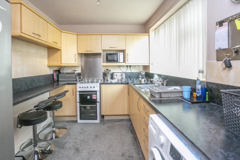 3 bedroom house for sale, Doncaster Place, Barrow In Furness LA13