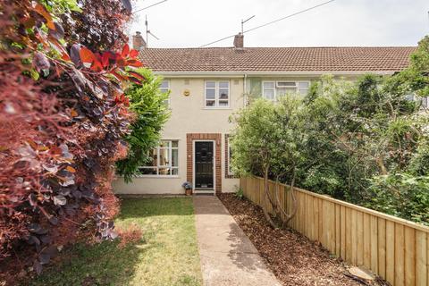 4 bedroom end of terrace house for sale