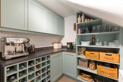6 Braid Crescent, Edinburgh, EH10 6AU