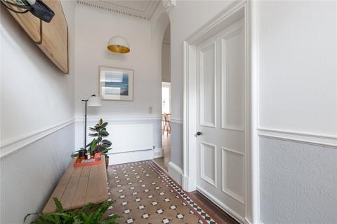 6 Braid Crescent, Edinburgh, EH10 6AU