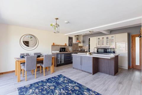 5 bedroom chalet for sale, Grand Avenue, Lancing