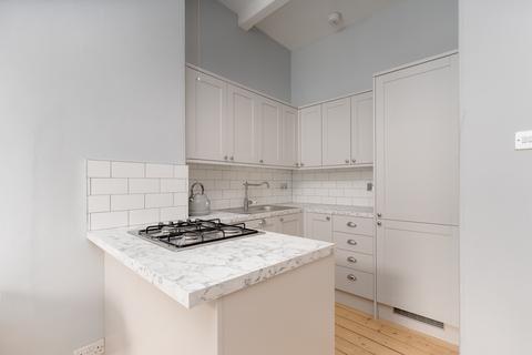 19/5 Polwarth Crescent, Edinburgh, EH11 1HR