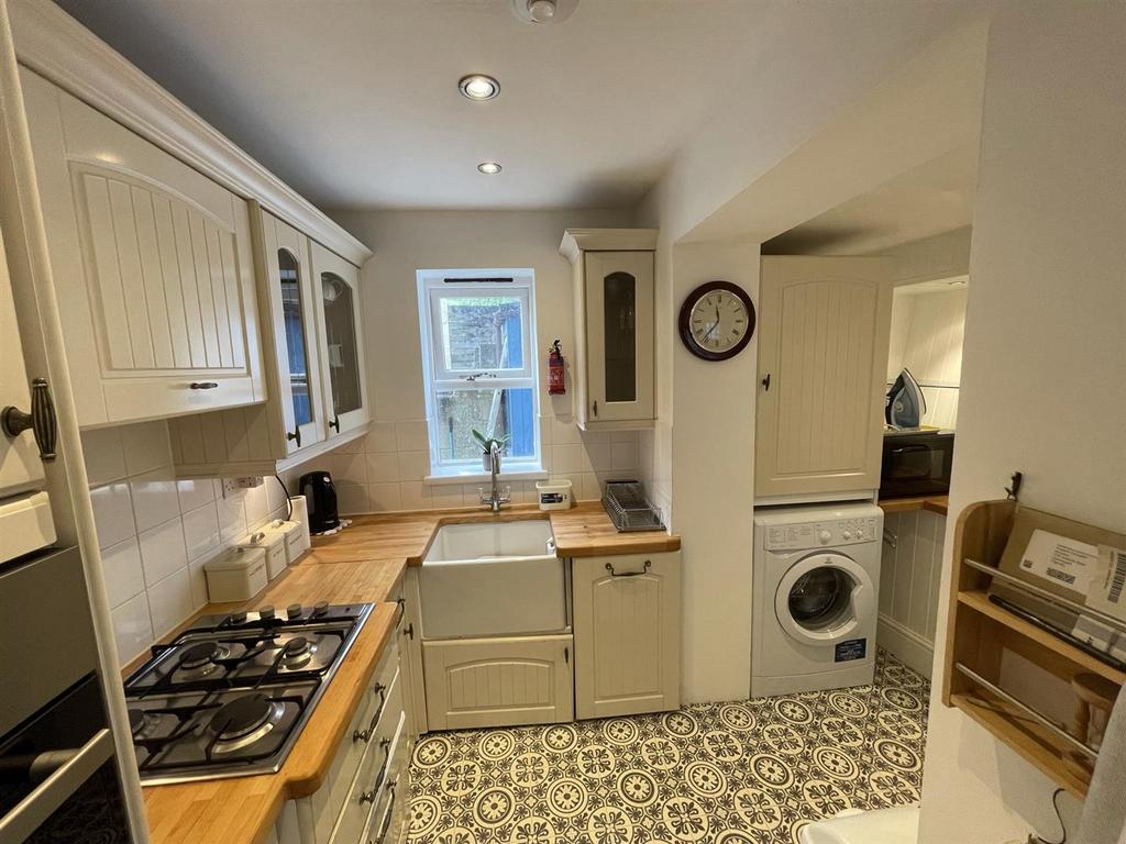 Kitchen.JPEG