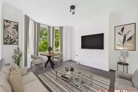 1 bedroom ground floor flat for sale - View 2