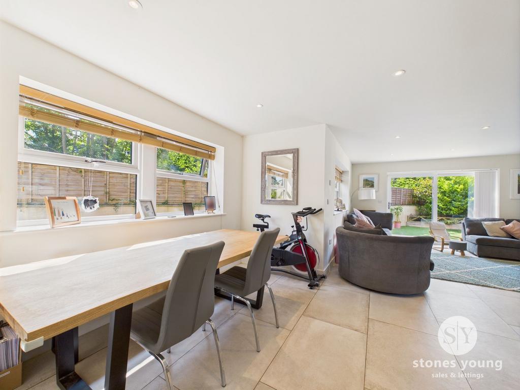 Open Plan Living Dining Kitchen