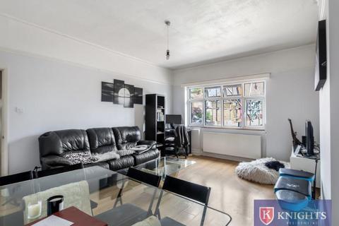 1 bedroom apartment for sale, Aldermans Hill , Palmers Green , London, N13