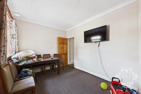 45 Saltwells Road, Middlesbrough, TS4 2EB