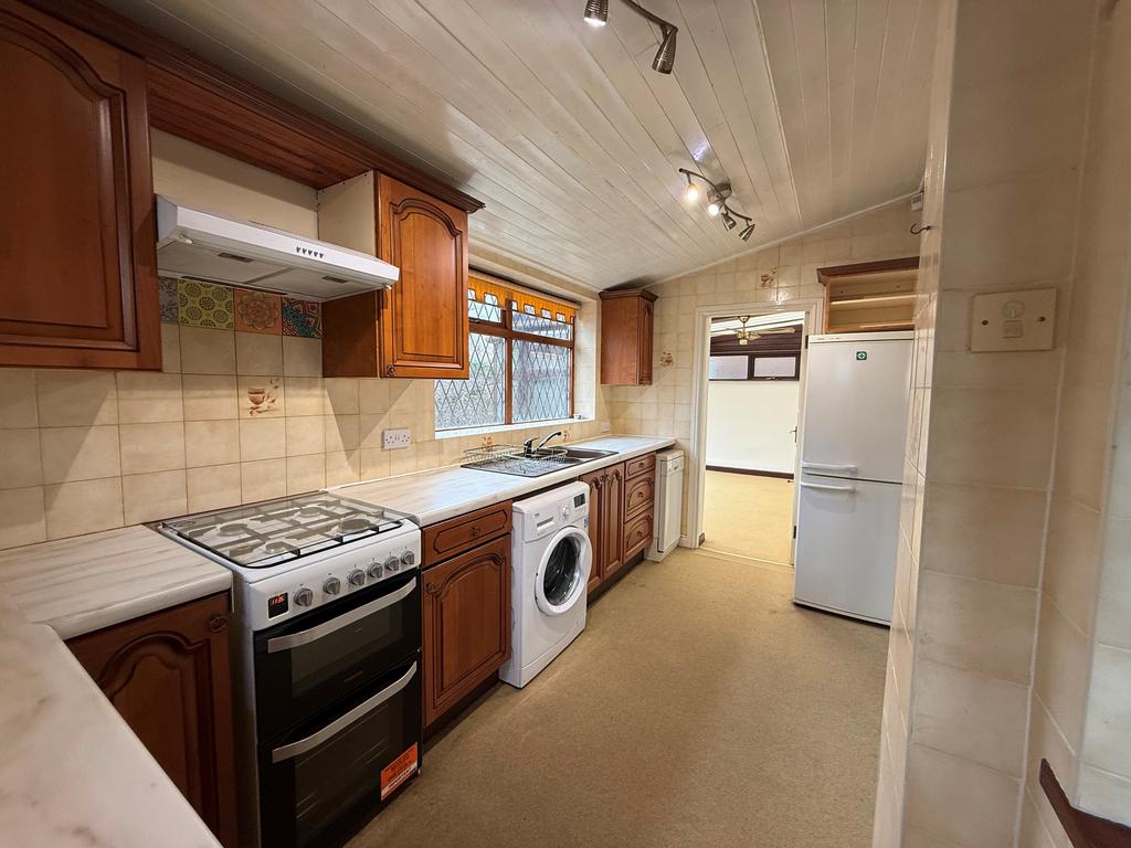 67 Woodsmoor lane NEW 1.jpg