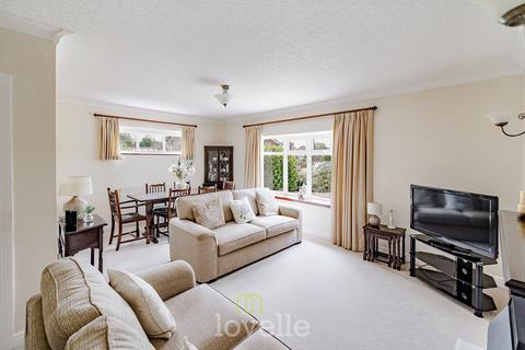 undefined, Lindisfarne Avenue, New Waltham DN36