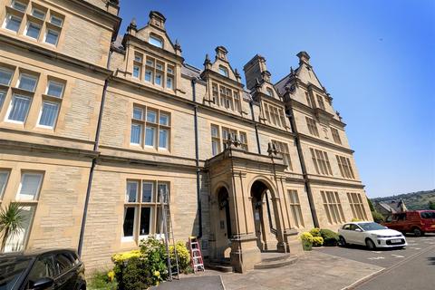 2 bedroom apartment for sale, Edgecumbe House Apartments, Halifax HX1