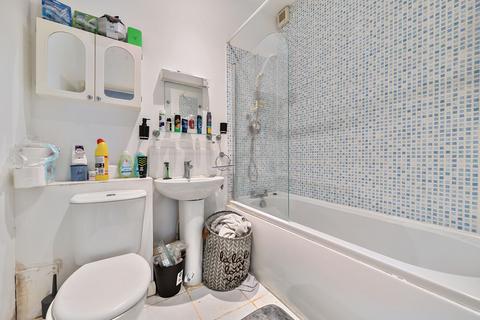 1 bedroom flat for sale, Kent Street, Hampshire PO1