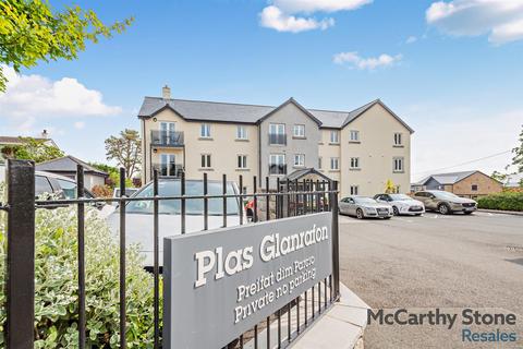 2 bedroom apartment for sale, Bangor Road, Benllech, Tyn-y-Gongl, Anglesey, Gwynedd, LL74 8TF