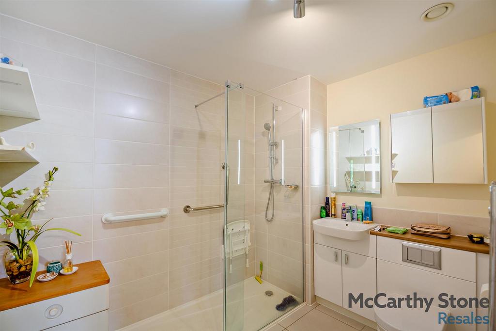 Ensuite