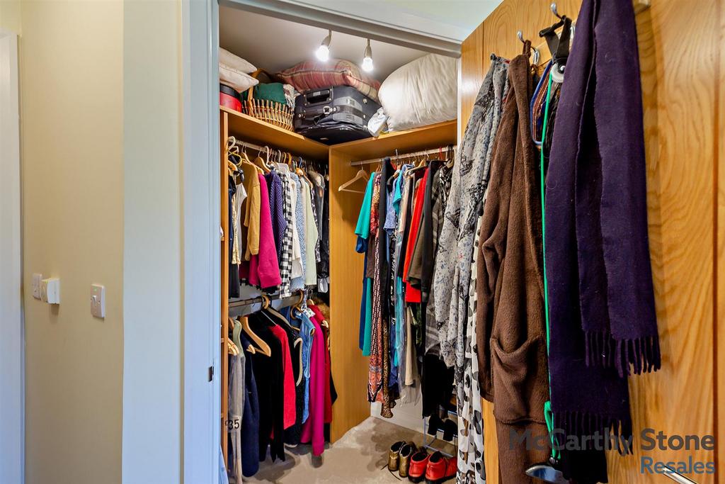 Walk in Wardrobe