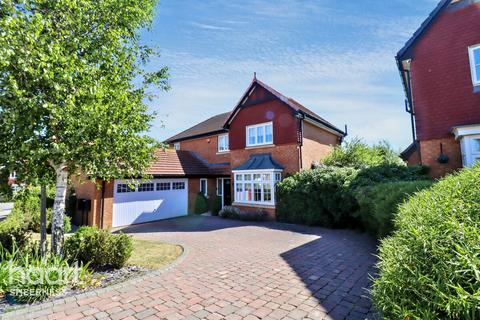 4 bedroom detached house for sale, Kingsborough Drive, Eastchurch