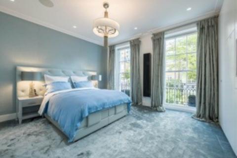 undefined, Trevor Square, Knightsbridge SW7