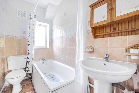 1 bedroom flat for sale, Trafalgar Avenue, London SE15