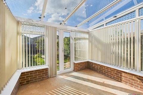 16 The Conifers, Gloucester, GL1 4LP