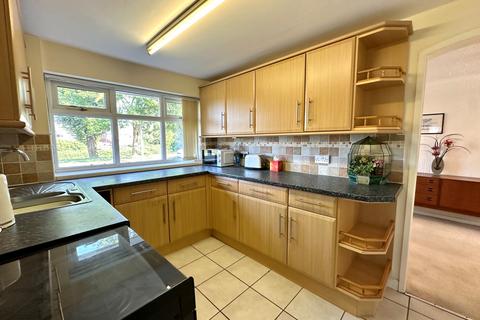 3 bedroom semi-detached house for sale, Tame Avenue, Wednesbury WS10