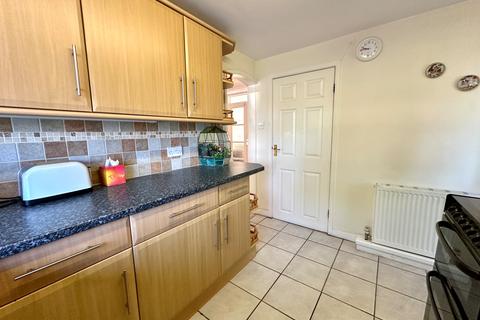 3 bedroom semi-detached house for sale, Tame Avenue, Wednesbury WS10