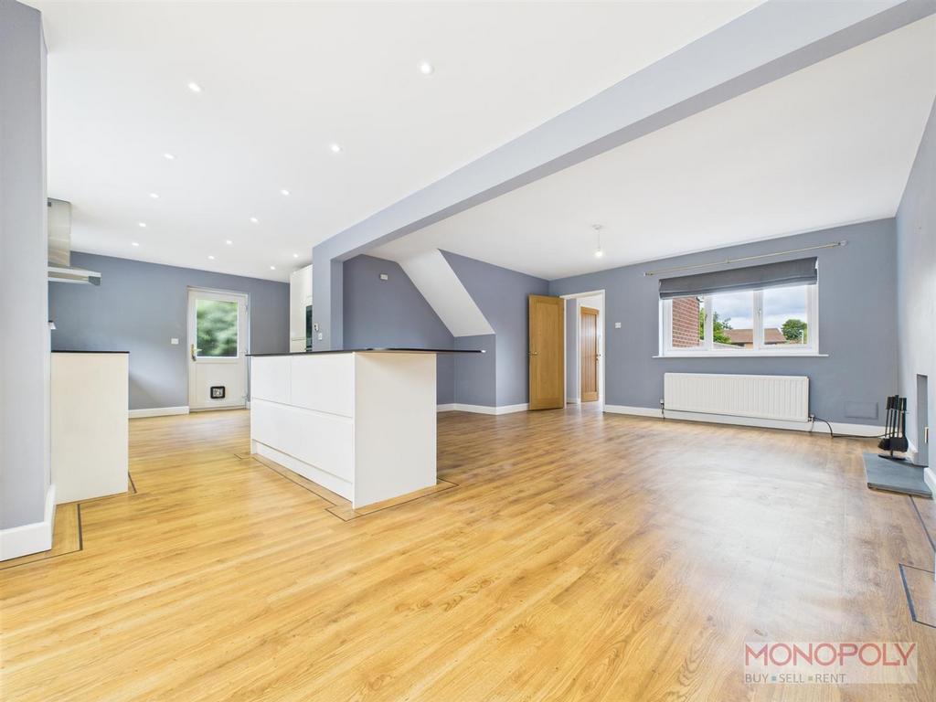 Kitchen/lounge/dining.jpg