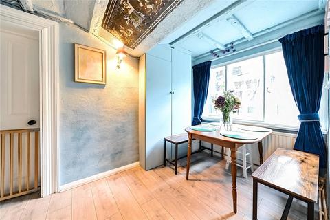 Cromlix Cottage Summer Hill, Chislehurst, BR7 5NZ