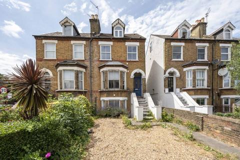 2 bedroom flat to rent, Merton Road, Wandsworth, London, SW18