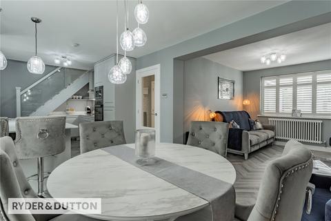 11 Grasmere Road, Royton, Oldham, OL2 6SR