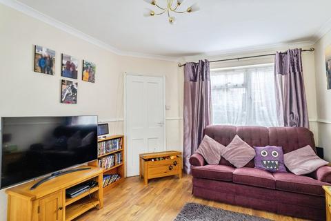 14 Brookfield Road, Northampton, NN2 7LS