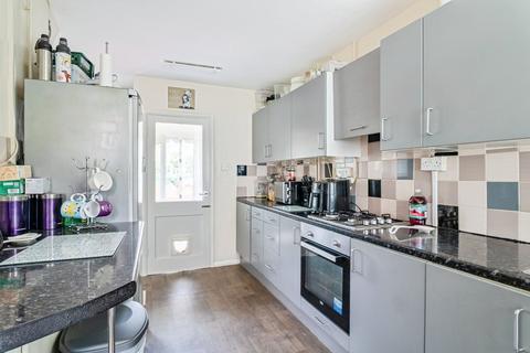 14 Brookfield Road, Northampton, NN2 7LS