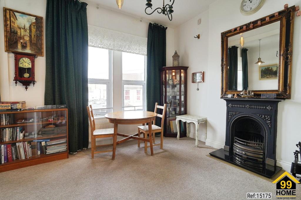 Dining room, fireplace