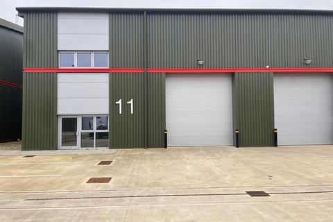 Distribution warehouse to rent, Century Ct Westcott HP18 0XB