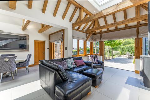 5 bedroom equestrian property for sale, Lordings Road, Billingshurst, West Sussex, RH14