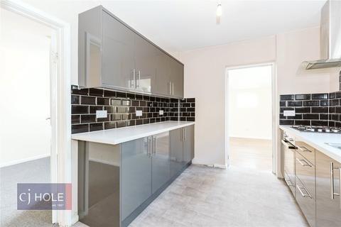 4 bedroom semi-detached house to rent, Manor Road, Bristol BS16