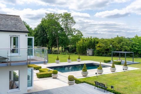 8 bedroom detached house for sale, Halebourne Lane Chobham, GU24