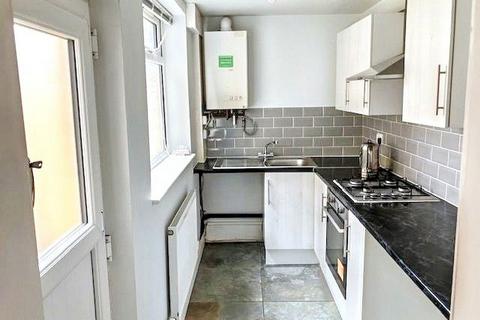 2 bedroom terraced house for sale, Etherington Street, Gainsborough, Lincoln, Lincolnshire, DN21 2EW