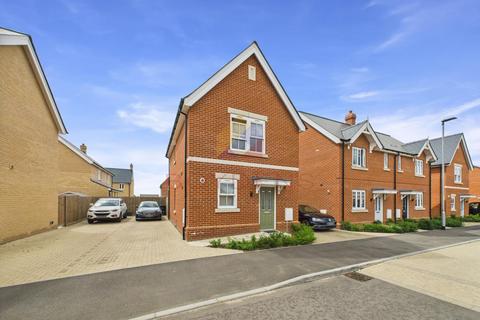 3 bedroom detached house for sale, Sapphire Crescent, Colchester CO4