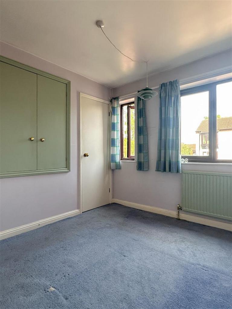 Bedroom 1.jpg