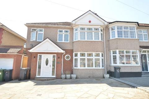 44 Gorseway, Romford, RM7 0RS
