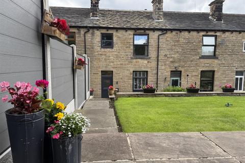 3 bedroom terraced house for sale, Bracken Hill, Mirfield WF14