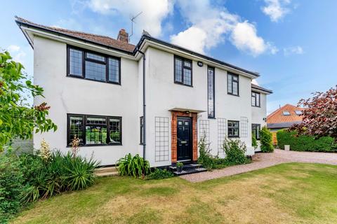 5 bedroom detached house for sale, Drayton High Road, Drayton