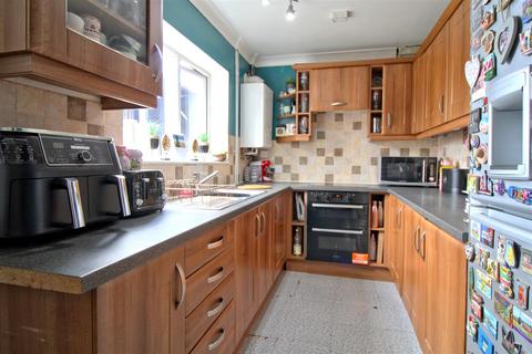 3 bedroom semi-detached house for sale, Riversway, King's Lynn