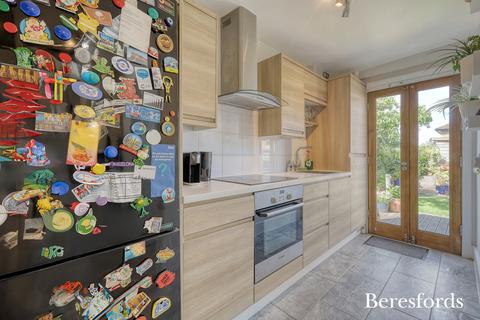 1 Sussex Road, Warley, Brentwood, CM14 5JQ