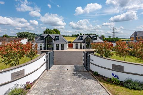 undefined, The Stables, Mile Flat, Greensforge, Kingswinford