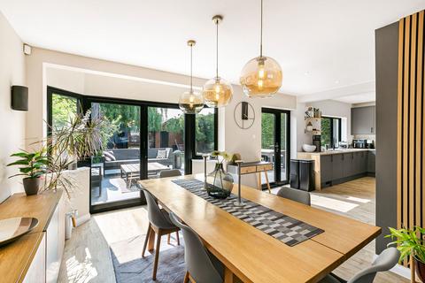 336 Coulsdon Road, Coulsdon, CR5 1EB