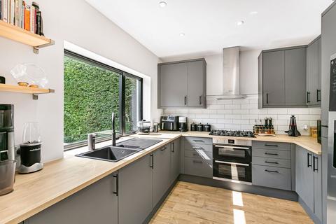 336 Coulsdon Road, Coulsdon, CR5 1EB