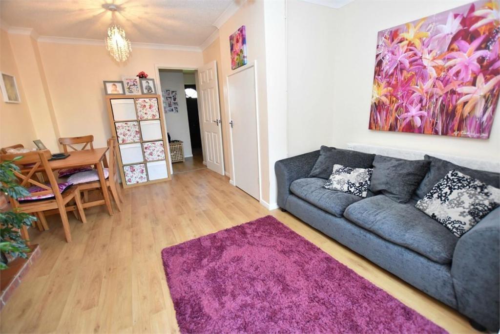 11 Priston Close - L